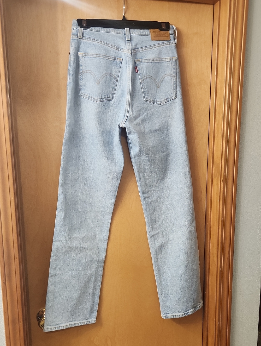 Levi's Ribcage Straight Leg Jeans Size 28x32 Light Blue